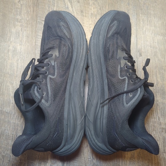 Hoka One One Clifton 10 Triple Black Mens Size 11 D Running Sneaker 1162032 BBLC
